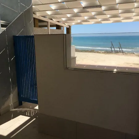A Due Passi Dal Mare 度假居