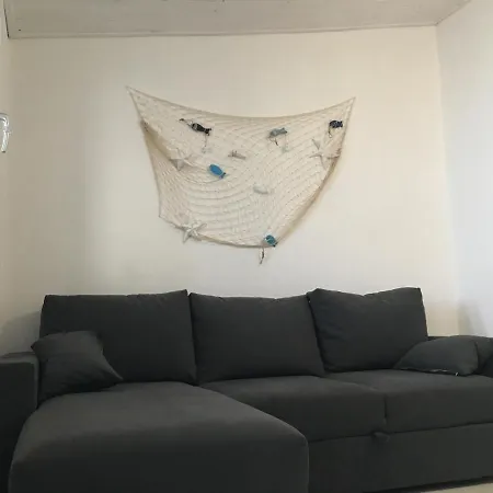 A Due Passi Dal Mare *