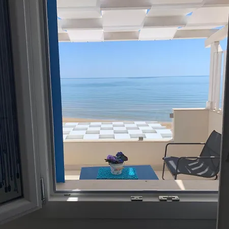 A Due Passi Dal Mare Holiday home *